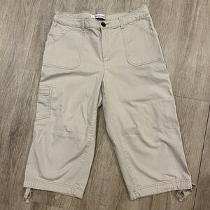 Croft and Barrow Light Tan Stretch Crop Pants 10